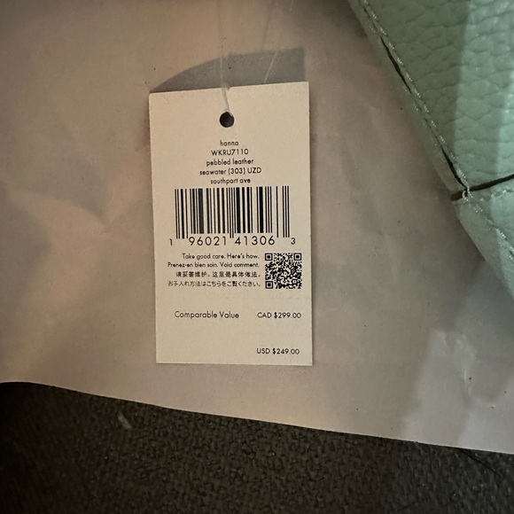 NWT Kate Spade Hanna crossbody
Has adjustable strap
Pebbled leather
mint green - Picture 2 of 7